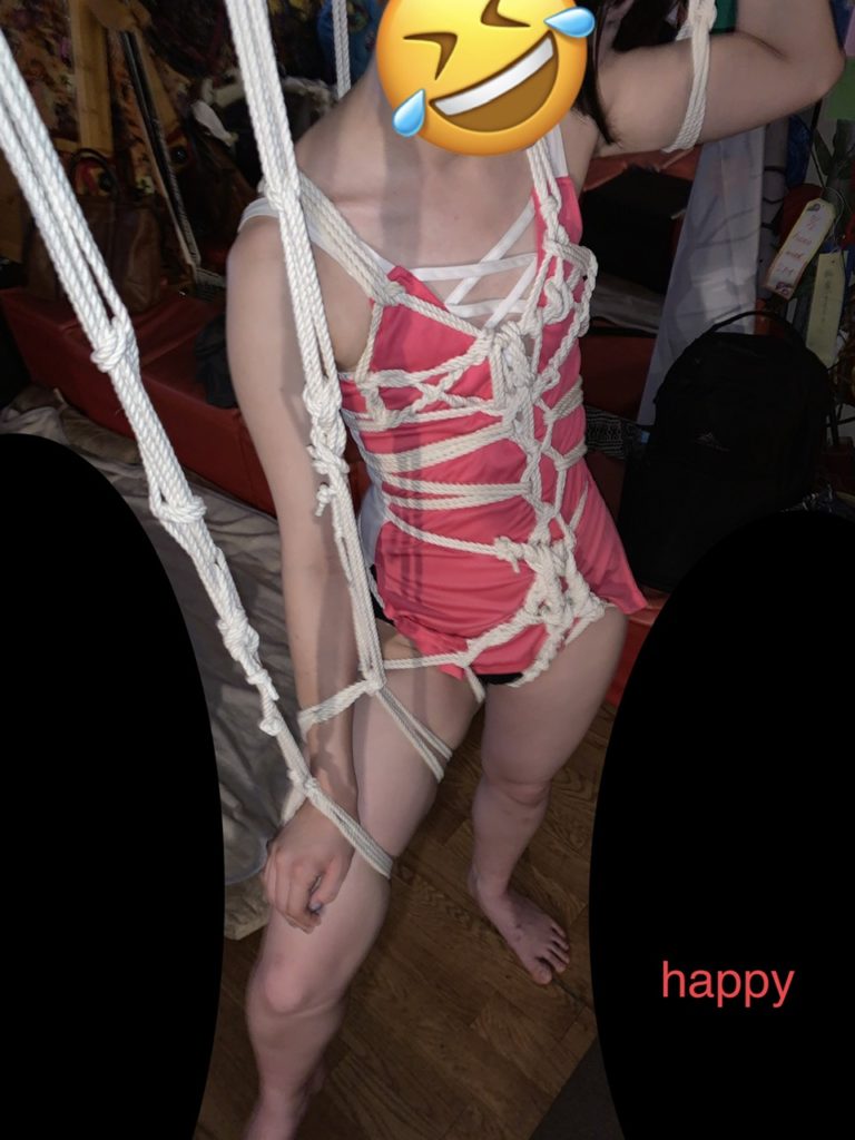 全ての変態達の憩いの秘密基地20年目の老舗新宿・ハプニングバー安心！安全！格安！団鬼六映画の緊縛師常駐！

新宿　ハプバー　ハプニングバー　ハッピー　