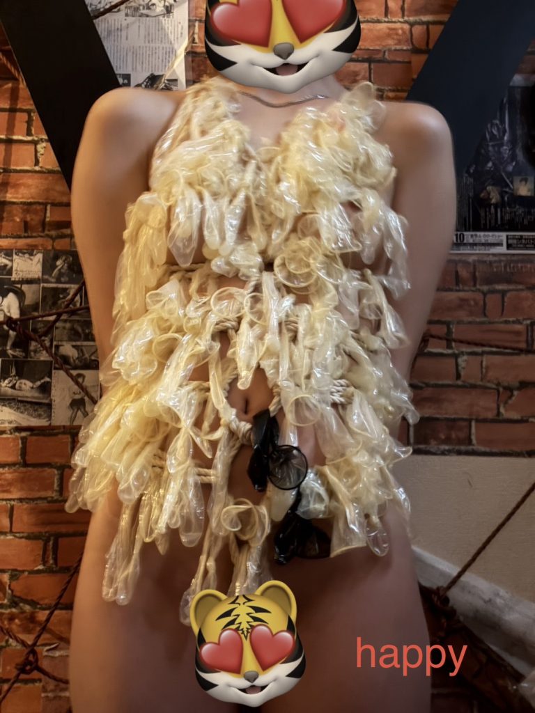 全ての変態達の憩いの秘密基地23年目の老舗新宿・ハプニングバー安心！安全！格安！団鬼六映画の緊縛師常駐！

新宿　ハプバー　ハプニングバー　ハッピー　
