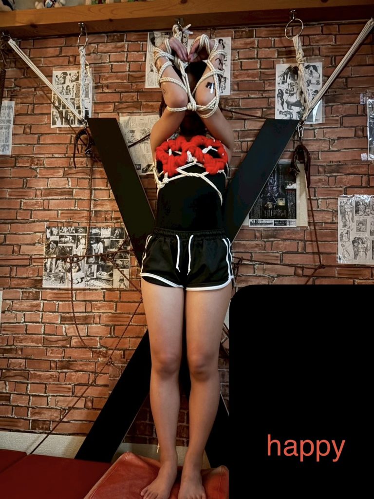 全ての変態達の憩いの秘密基地23年目の老舗新宿・ハプニングバー安心！安全！格安！団鬼六映画の緊縛師常駐！

新宿　ハプバー　ハプニングバー　ハッピー　
