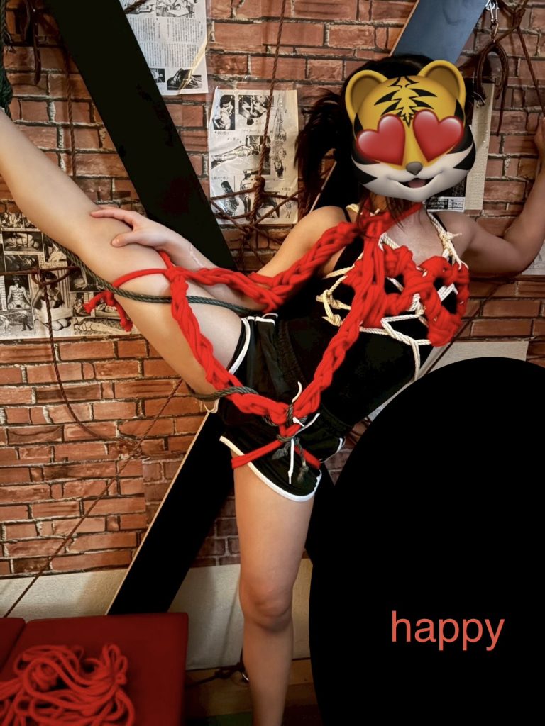 全ての変態達の憩いの秘密基地23年目の老舗新宿・ハプニングバー安心！安全！格安！団鬼六映画の緊縛師常駐！

新宿　ハプバー　ハプニングバー　ハッピー　
