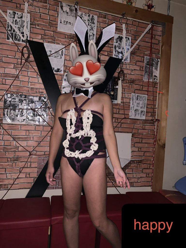 全ての変態達の憩いの秘密基地23年目の老舗新宿・ハプニングバー安心！安全！格安！団鬼六映画の緊縛師常駐！

新宿　ハプバー　ハプニングバー　ハッピー　